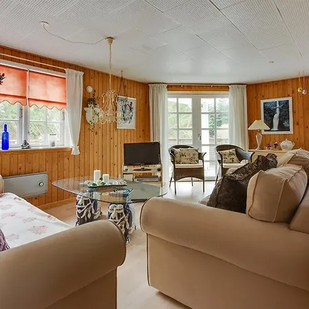 Holiday home Three-bedroom Holiday In *