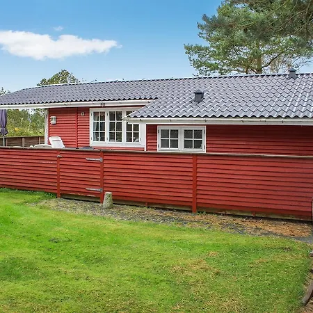 Holiday home Three-bedroom Holiday In *